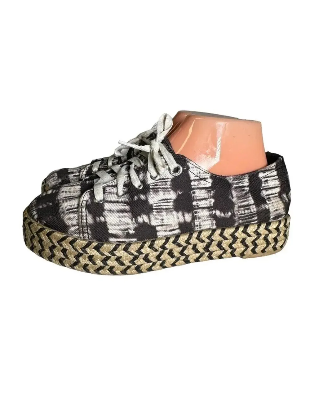 Circus by Sam Edelman step up